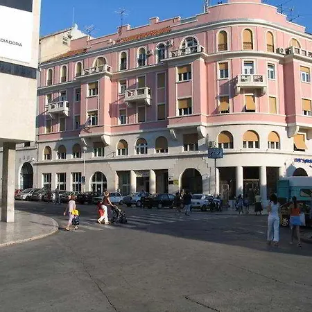 Sobe Cikes Hotel 2*